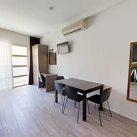 Block Hotel Gozo